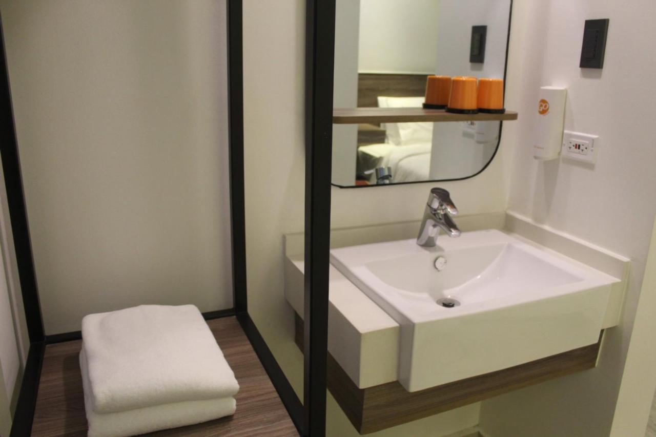 Go Hotels Plus Tuguegarao Exterior foto